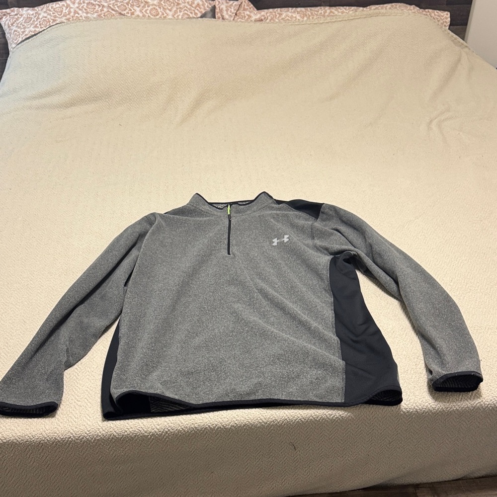 Under Armour Heather Gray and Black Pullover